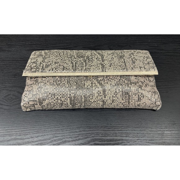 BCBGMAXAZRIA Women's Snake‎ Print Clutch Bag With Detachable Gold Shoulder Strap - Picture 1 of 14
